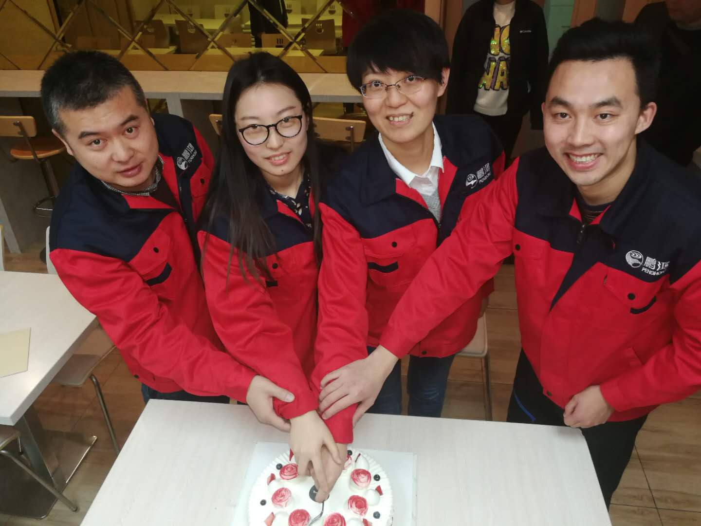 太阳城官网员工2月份生日会
